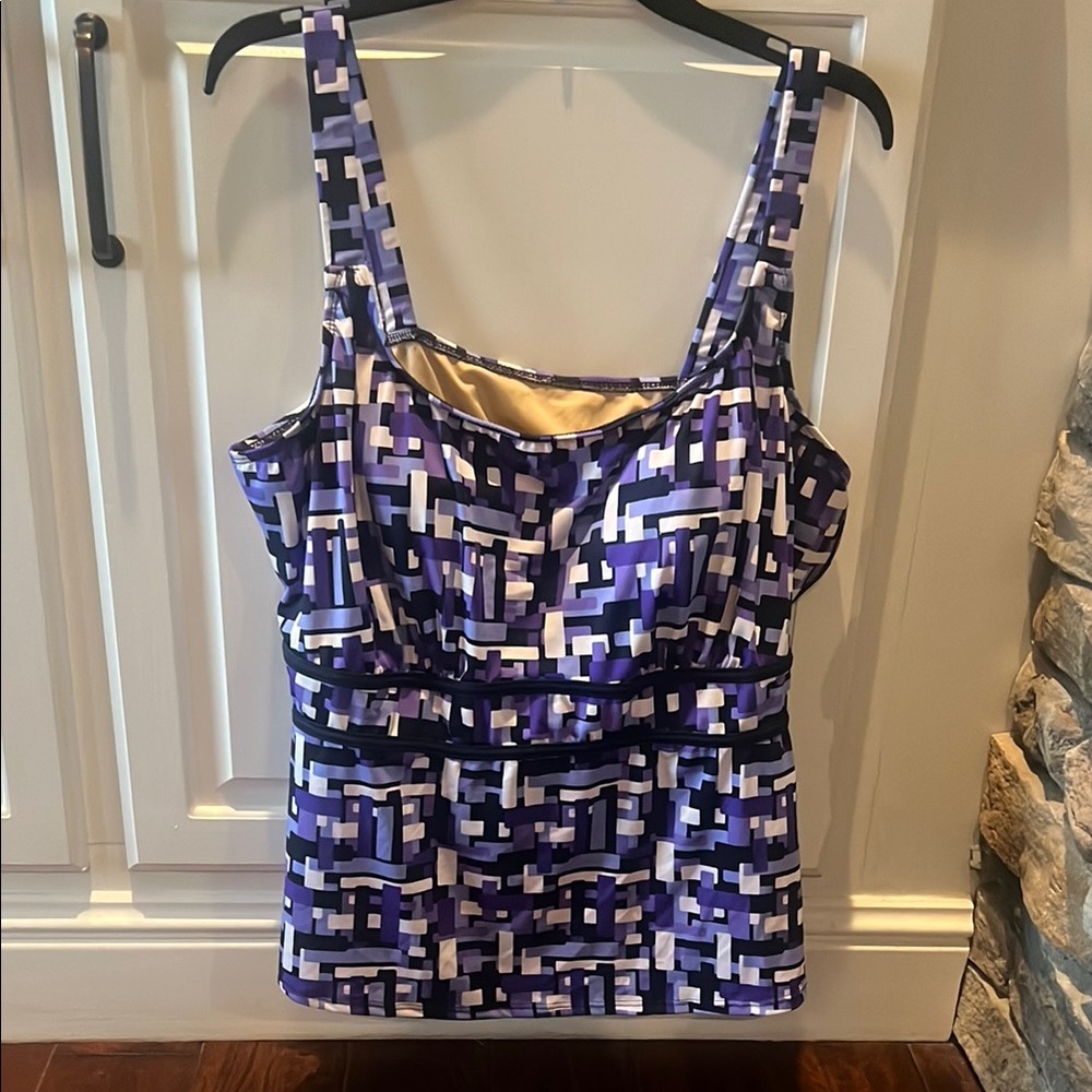 Geometric Purple Women's Swim Top